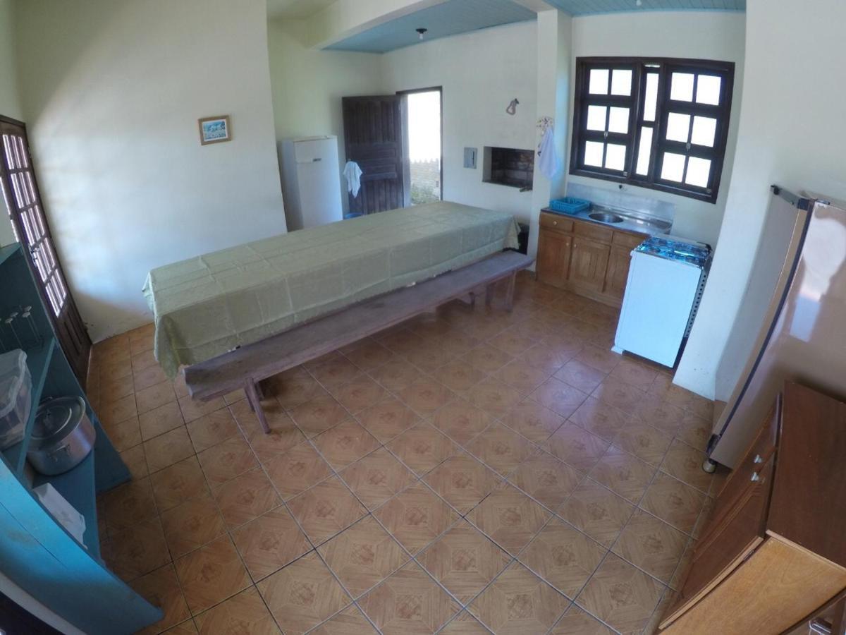 Suites Praia Da Ferrugem Гаропаба Екстериор снимка