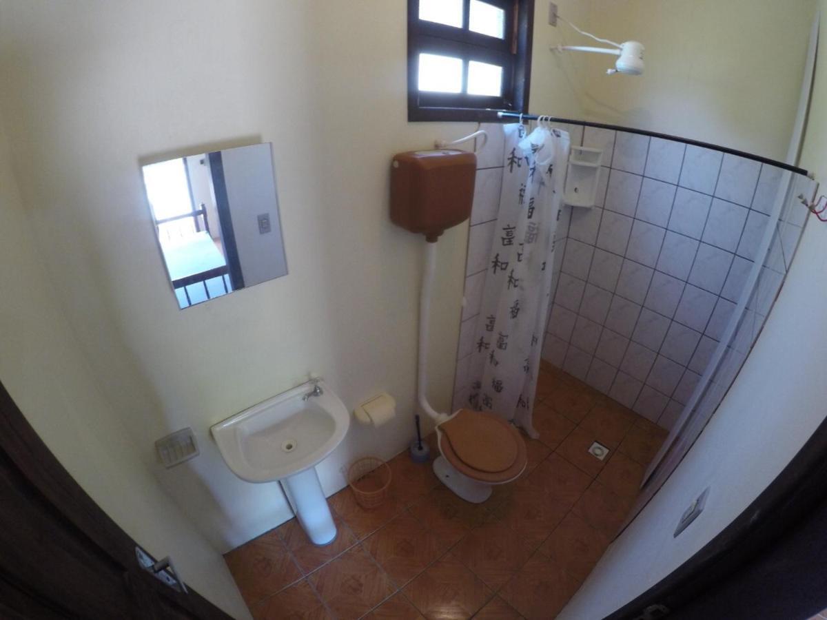 Suites Praia Da Ferrugem Гаропаба Екстериор снимка